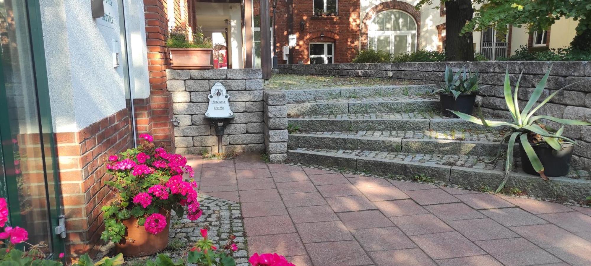 Apartment Cottbus City Mit Blick Ueber Die Daecher - Fuer Treppensteiger 外观 照片